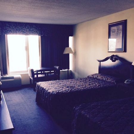 Wynnwood Plaza Hotel - Newport News Luaran gambar