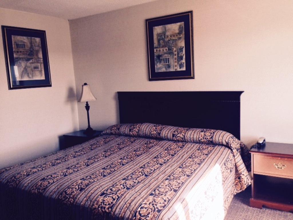 Wynnwood Plaza Hotel - Newport News Luaran gambar