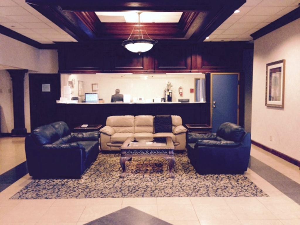 Wynnwood Plaza Hotel - Newport News Luaran gambar